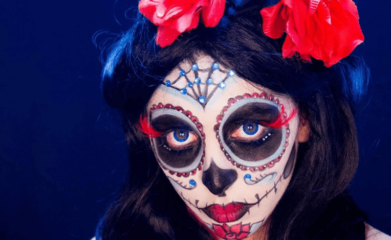 Simple:2jqe2slarki= Catrina Makeup